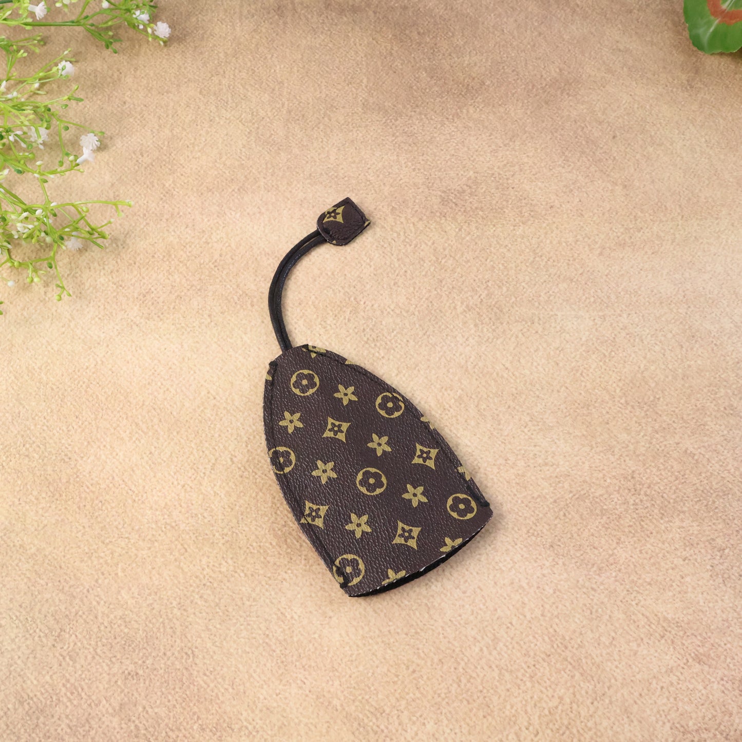 Premium Designer-style Keyholder  Key Case (1 Pc)